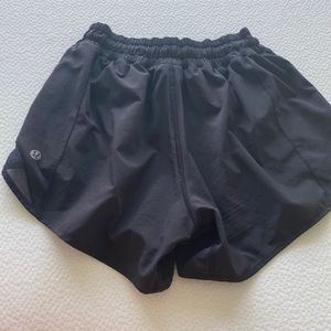 Black Hotty Hot Shorts Lululemon Size 4